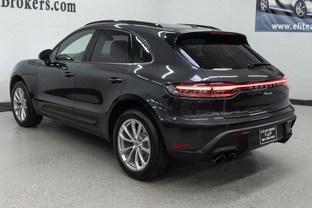 2024 Porsche Macan - Image 6 of 12