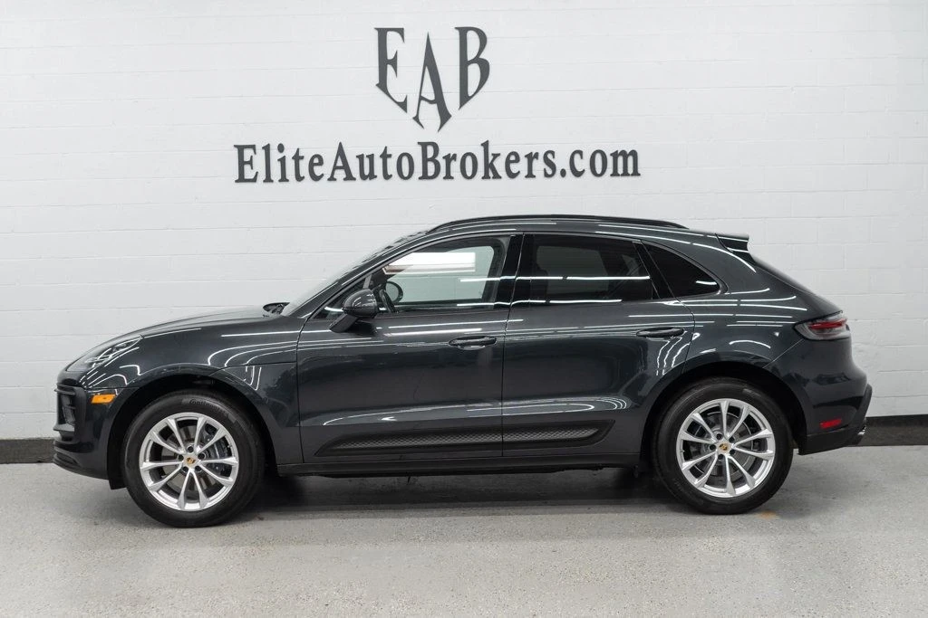 2024 Porsche Macan - Image 2 of 12