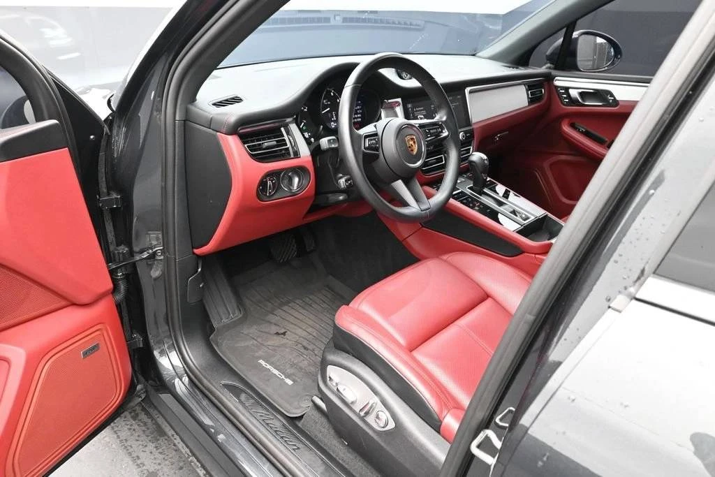 2024 Porsche Macan - Image 4 of 4