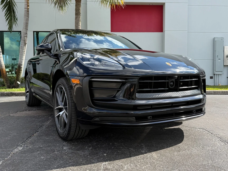 2024 Porsche Macan - Image 5 of 21