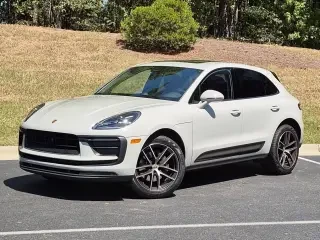 2024 Porsche Macan - Image 5 of 31