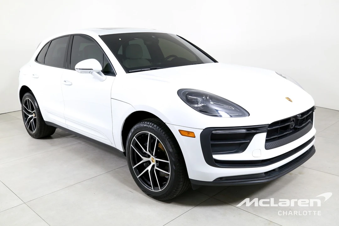 2024 Porsche Macan - Image 3 of 31