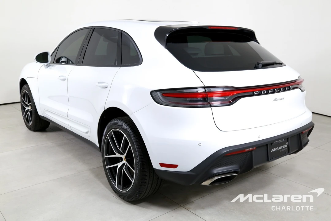 2024 Porsche Macan - Image 6 of 31