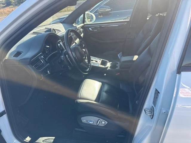 2024 Porsche Macan - Image 5 of 12