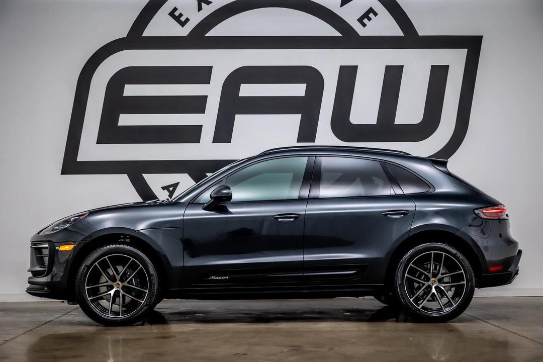 2024 Porsche Macan - Image 6 of 12