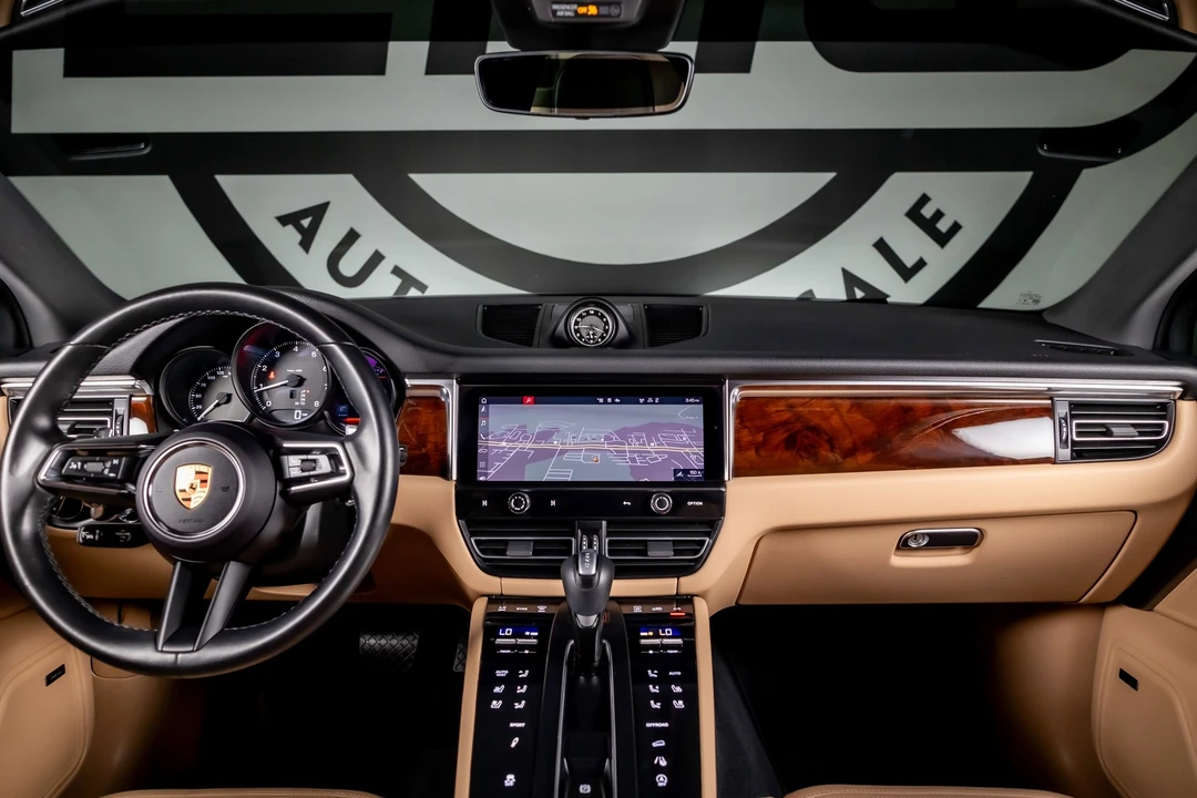 2024 Porsche Macan - Image 2 of 12