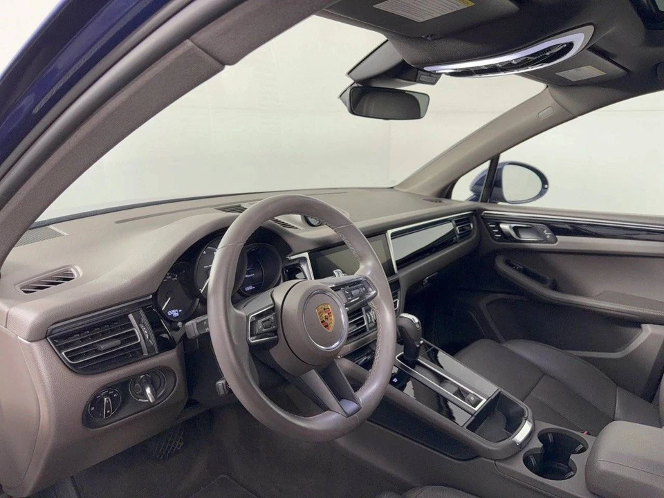 2024 Porsche Macan - Image 4 of 4