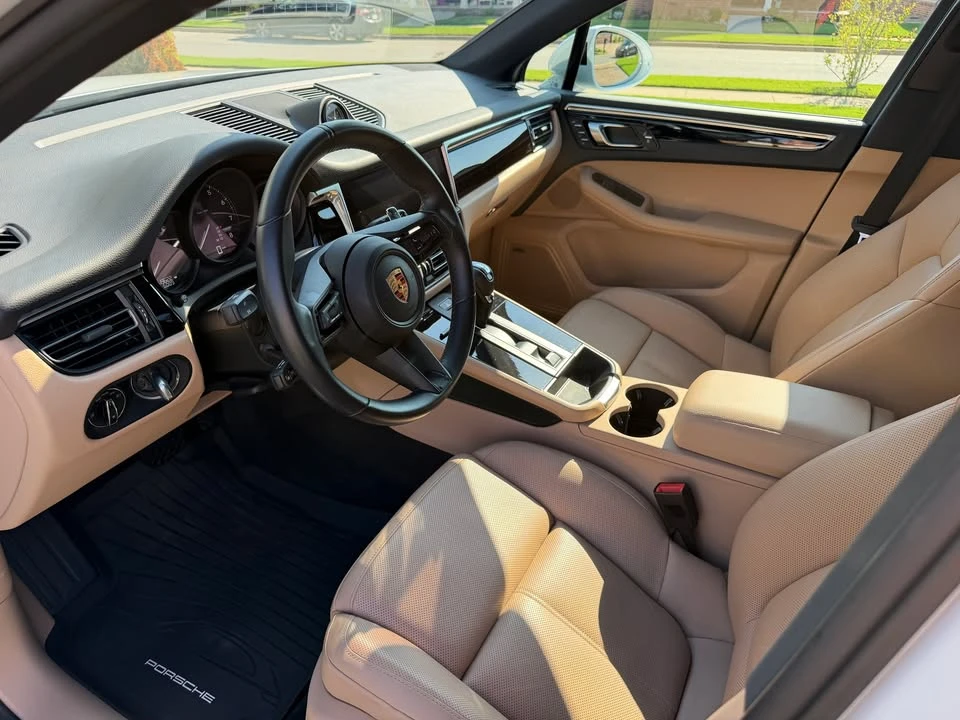 2024 Porsche Macan - Image 6 of 16