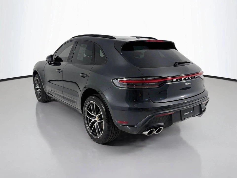 2024 Porsche Macan - Image 3 of 4