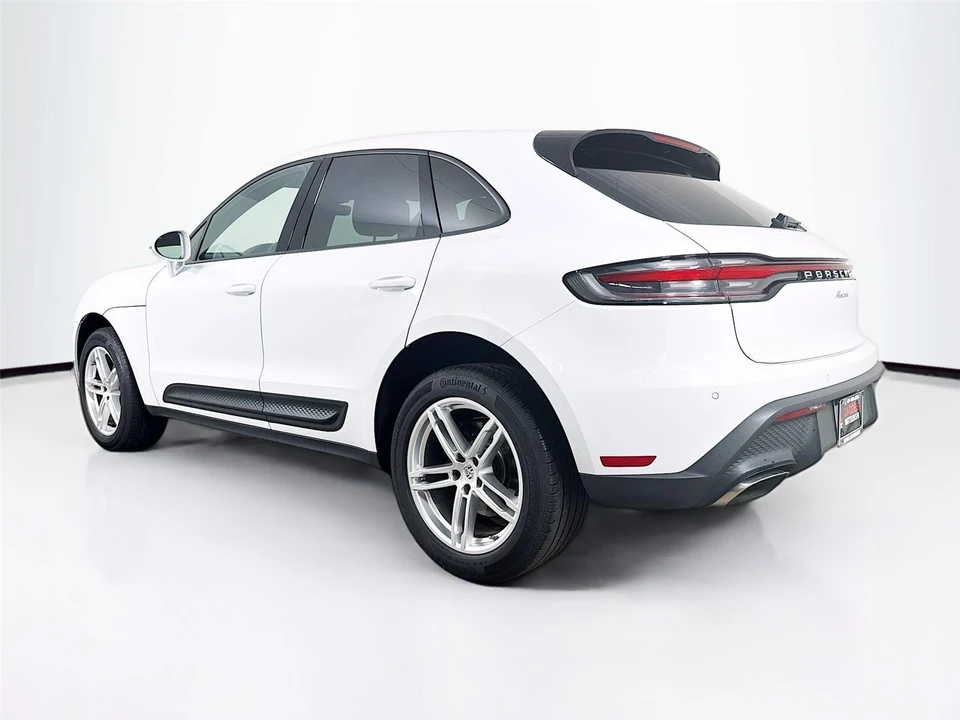 2024 Porsche Macan - Image 5 of 21