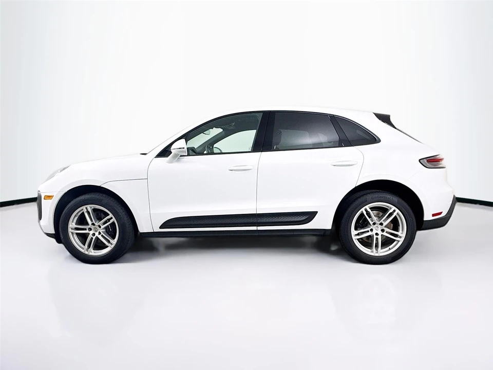 2024 Porsche Macan - Image 4 of 21
