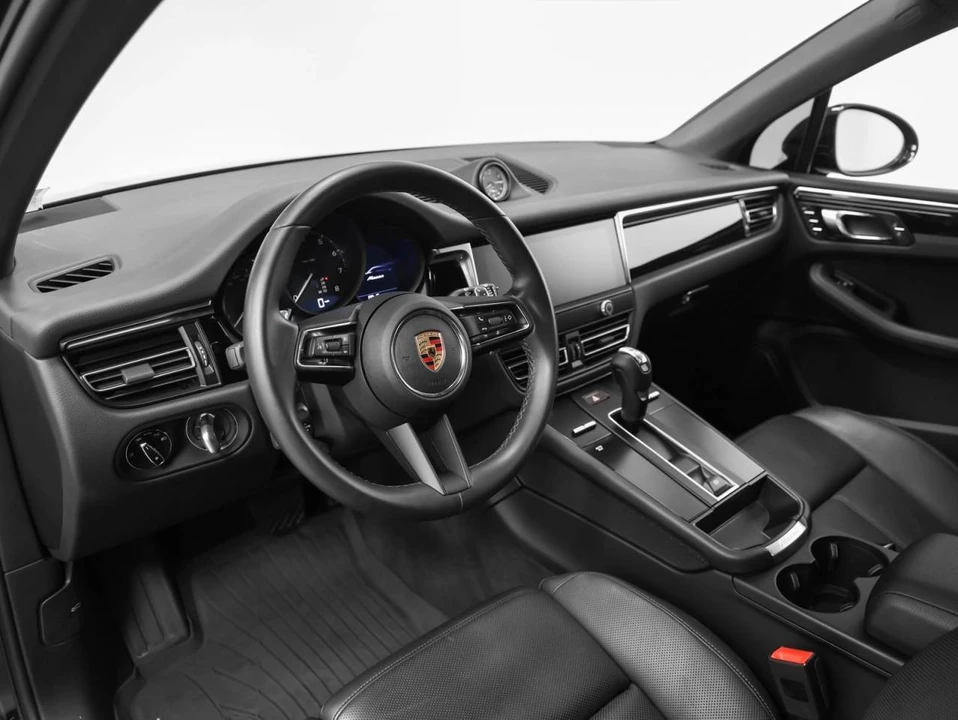 2024 Porsche Macan - Image 4 of 4