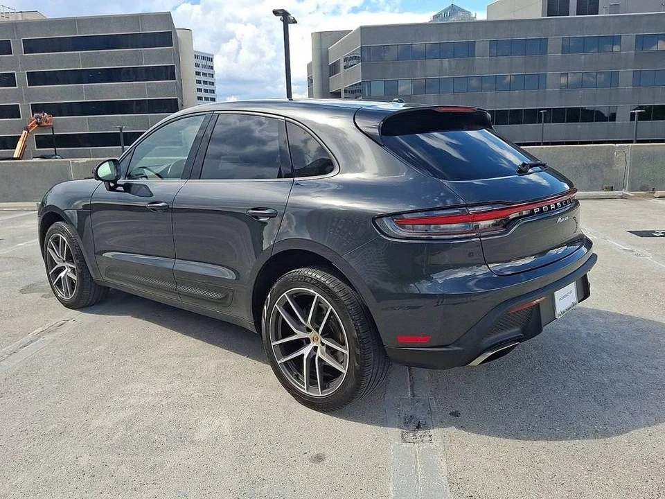 2024 Porsche Macan - Image 3 of 4