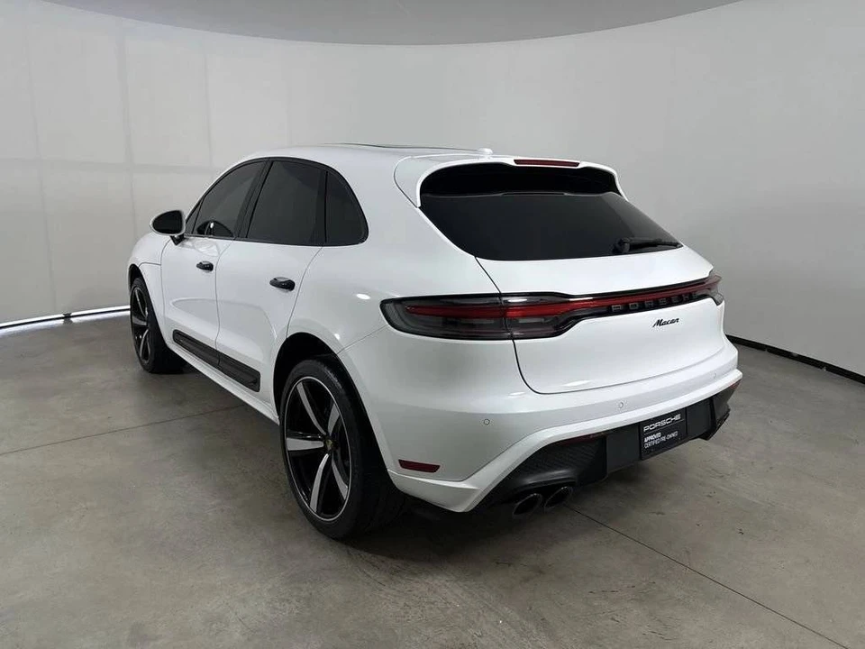 2024 Porsche Macan - Image 3 of 4