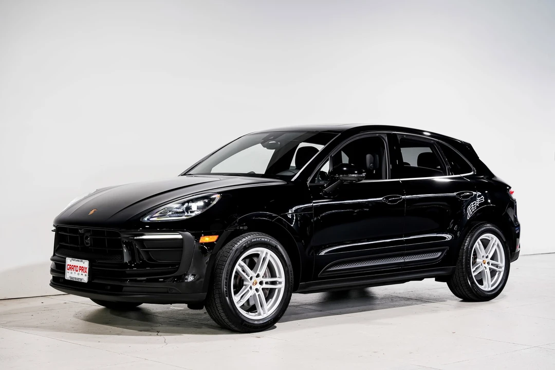 2024 Porsche Macan - Image 6 of 12