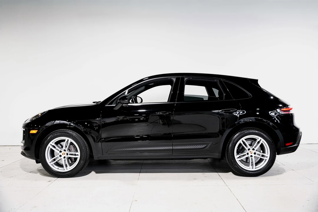 2024 Porsche Macan - Image 7 of 12