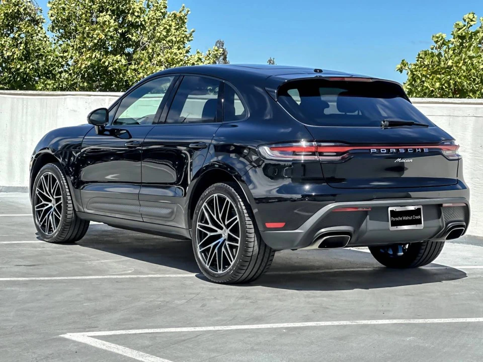2024 Porsche Macan - Image 4 of 4