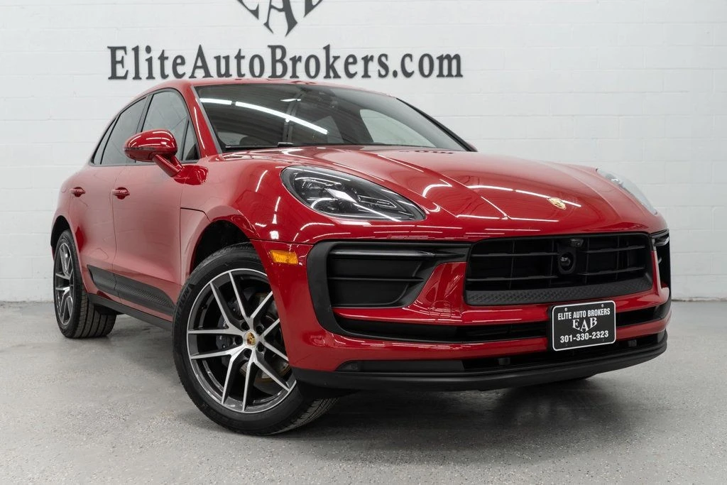 2024 Porsche Macan - Image 7 of 12