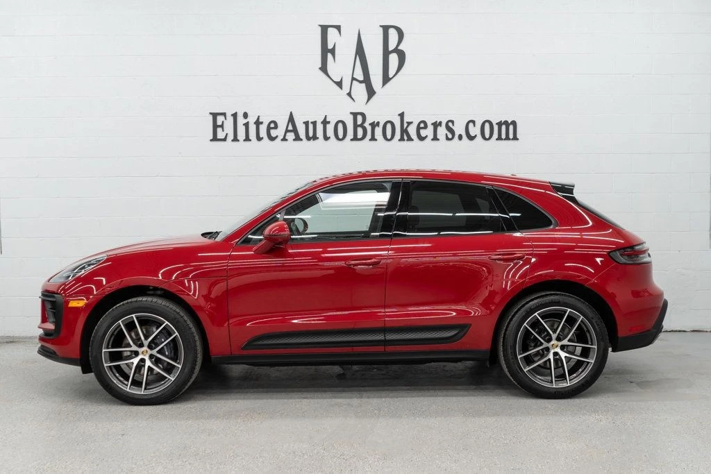 2024 Porsche Macan - Image 2 of 12