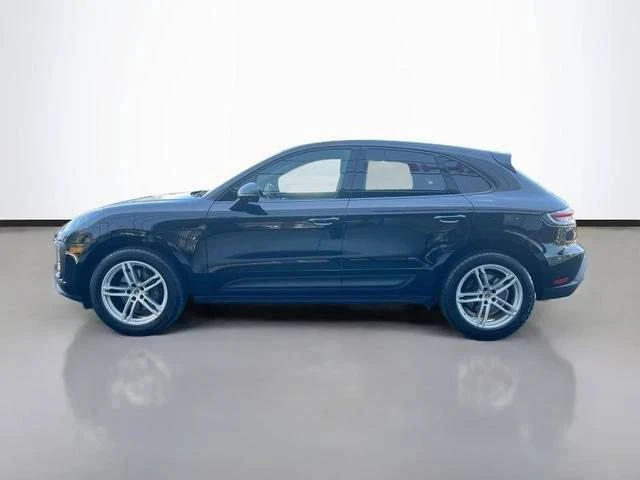 2024 Porsche Macan - Image 2 of 4