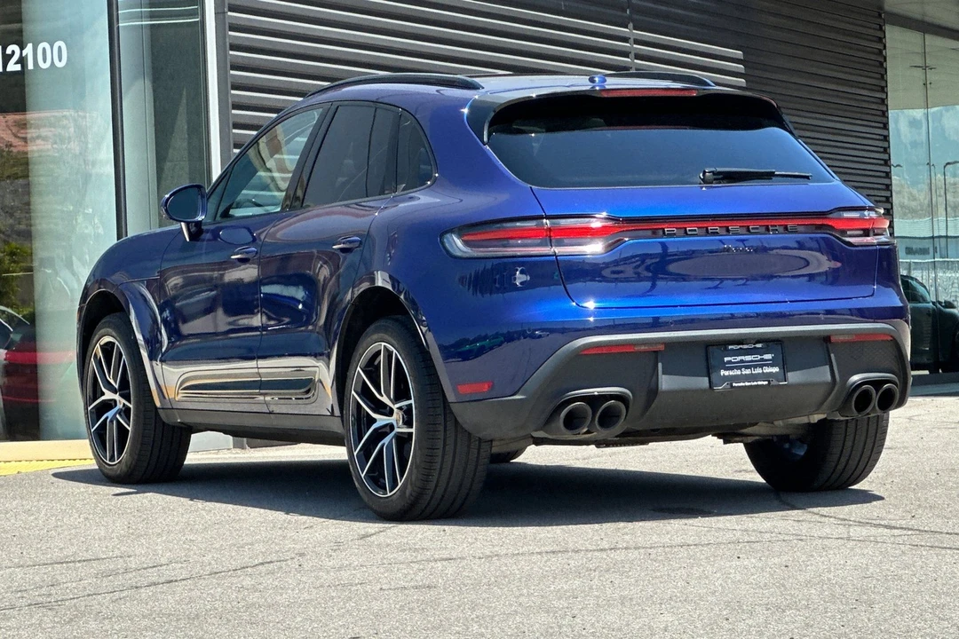 2024 Porsche Macan - Image 3 of 31