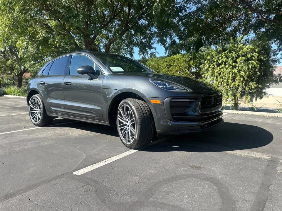 2024 Porsche Macan - Image 19 of 19