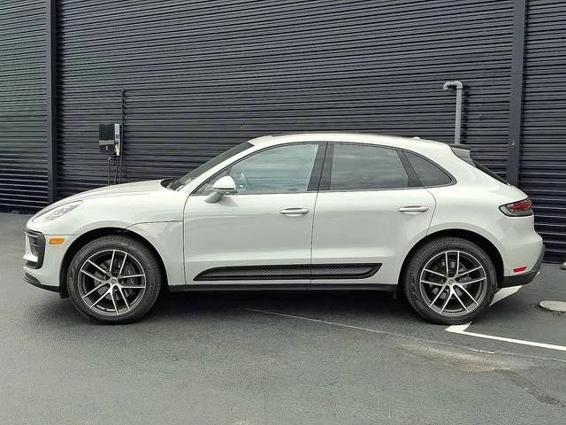 2024 Porsche Macan - Image 2 of 4