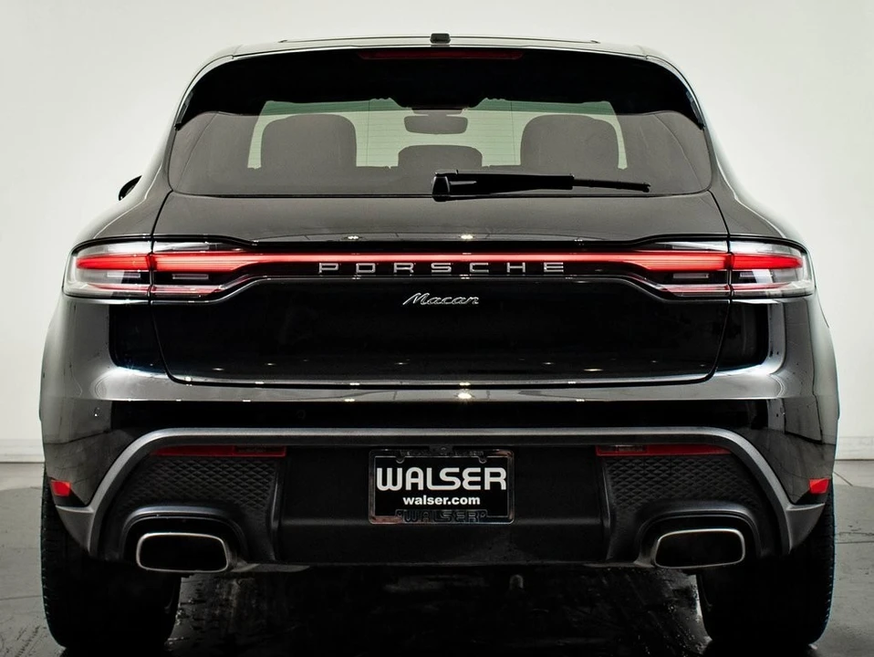 2024 Porsche Macan - Image 7 of 21