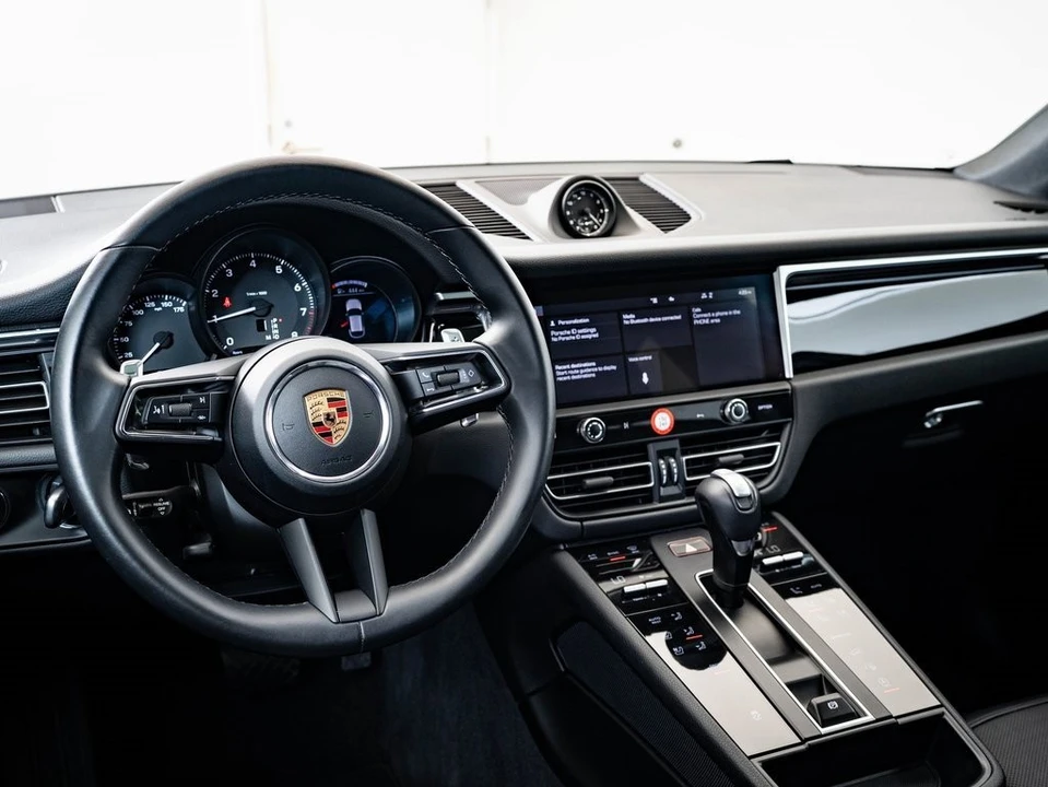 2024 Porsche Macan - Image 4 of 21
