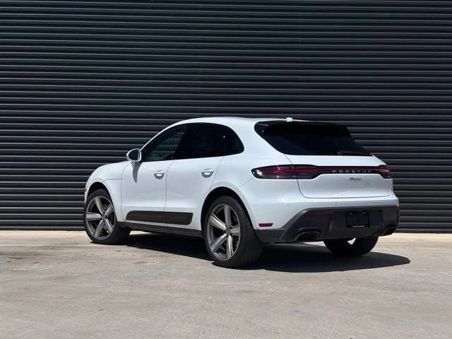 2024 Porsche Macan - Image 3 of 4