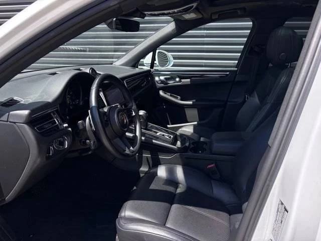 2024 Porsche Macan - Image 4 of 4