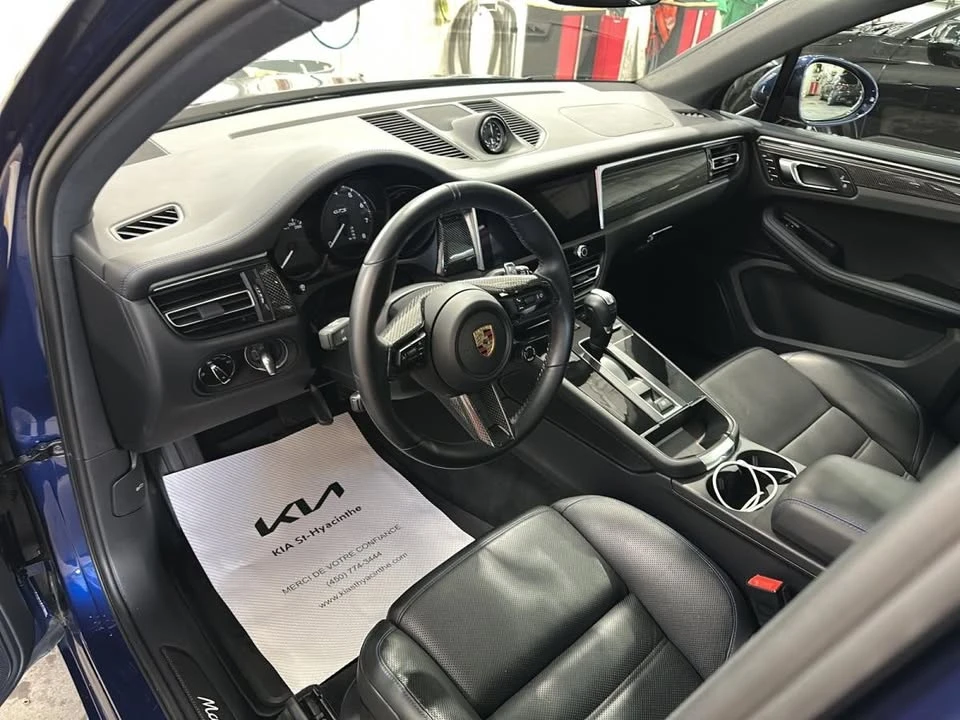 2024 Porsche Macan GTS - Image 9 of 20