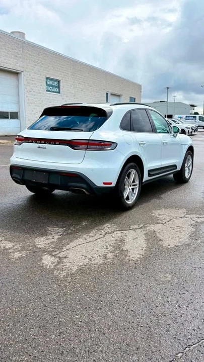 2024 Porsche Macan - Image 5 of 12
