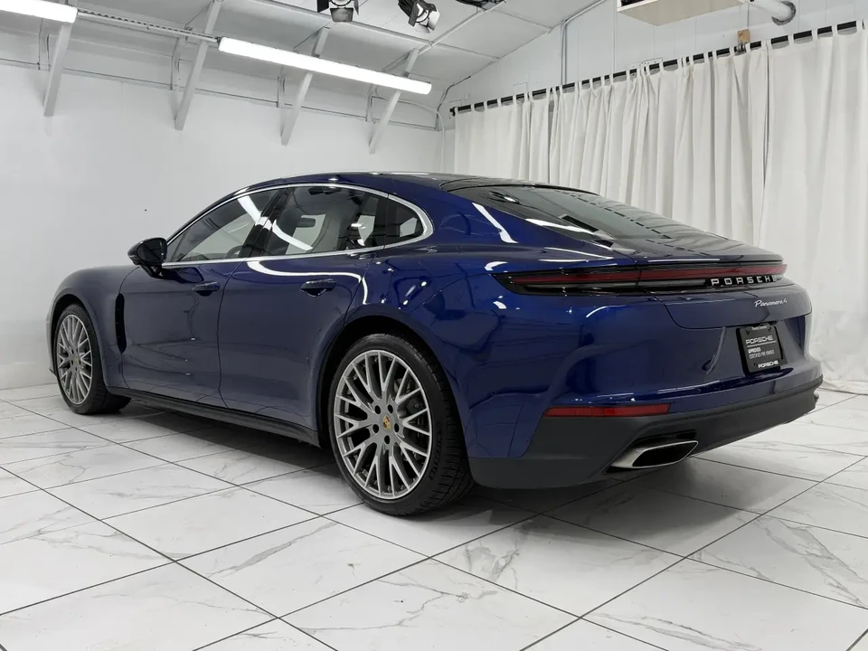 2024 Porsche 976 Panamera - Image 4 of 10