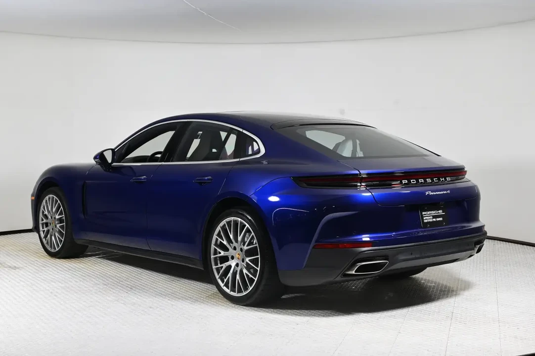 2024 Porsche 976 Panamera - Image 3 of 8