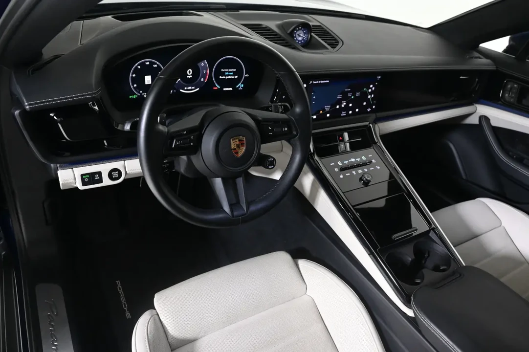 2024 Porsche 976 Panamera - Image 4 of 8
