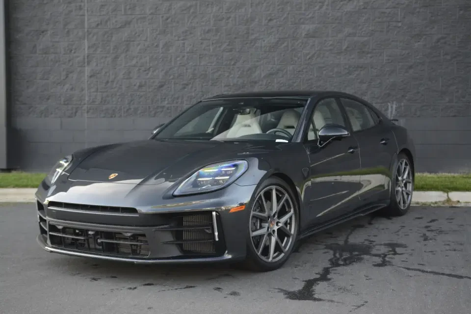 2024 Porsche 976 Panamera - Image 10 of 10