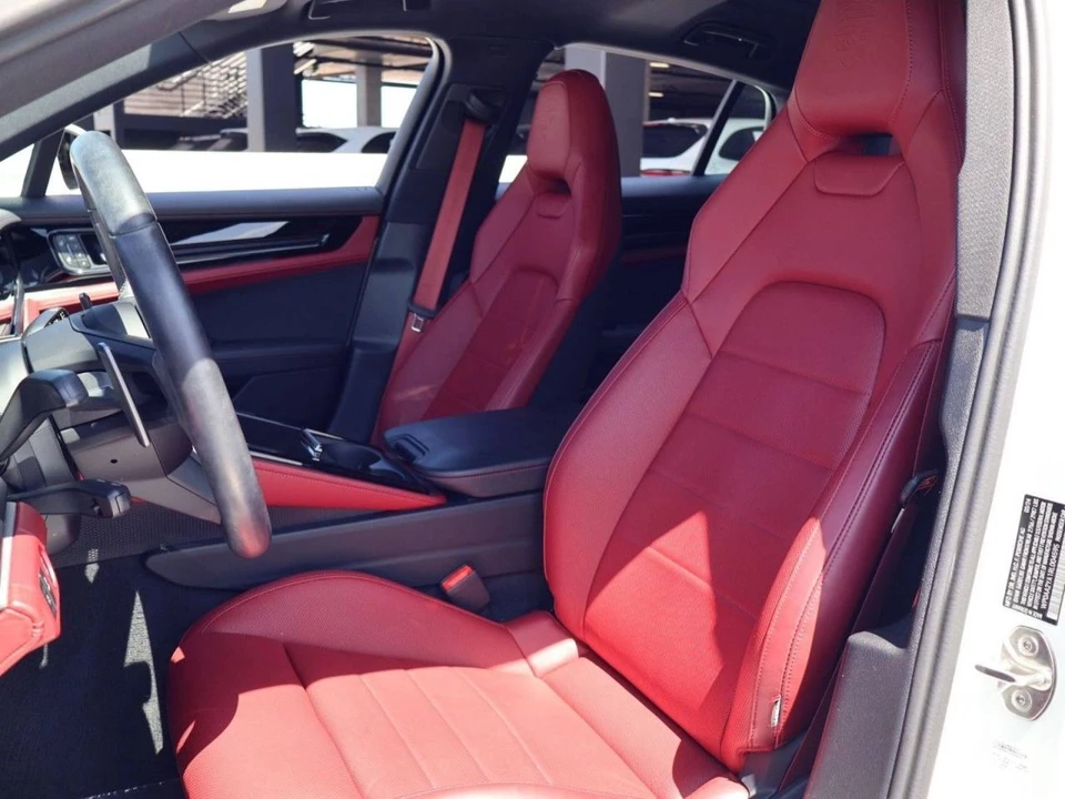 2024 Porsche 976 Panamera - Image 5 of 5