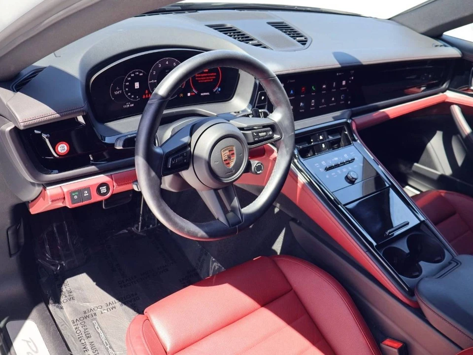 2024 Porsche 976 Panamera - Image 4 of 5