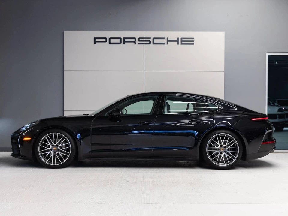 2024 Porsche 976 Panamera - Image 2 of 5