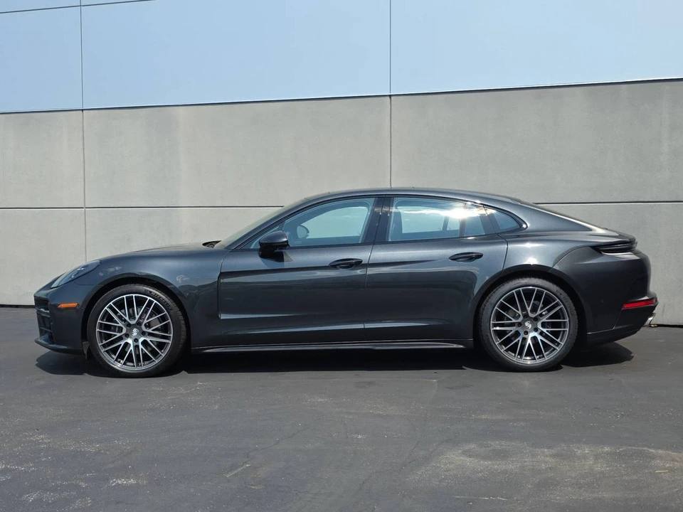 2024 Porsche 976 Panamera - Image 2 of 5