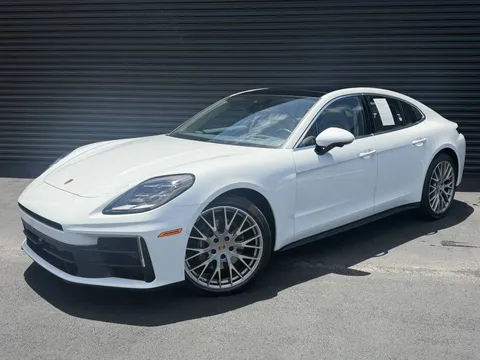 2024 Porsche Panamera 4