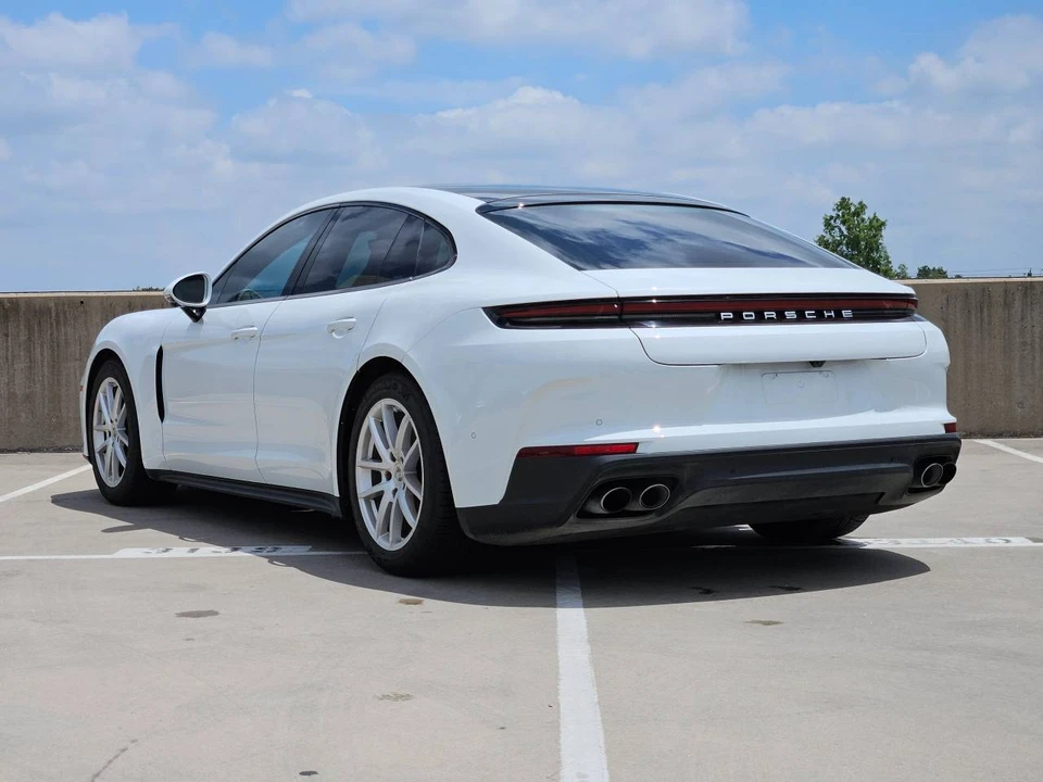 2024 Porsche 976 Panamera - Image 3 of 5