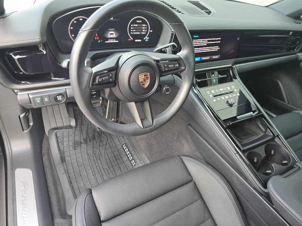 2024 Porsche 976 Panamera - Image 4 of 5