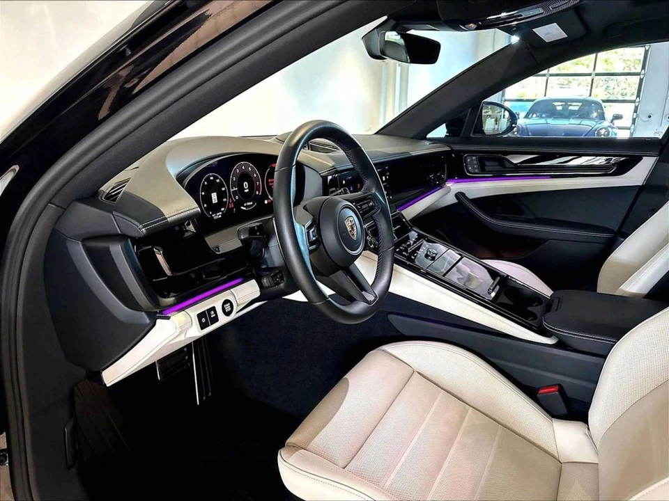2024 Porsche 976 Panamera - Image 4 of 5