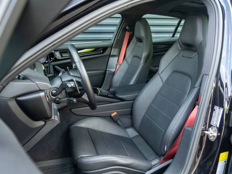 2024 Porsche 976 Panamera - Image 5 of 5