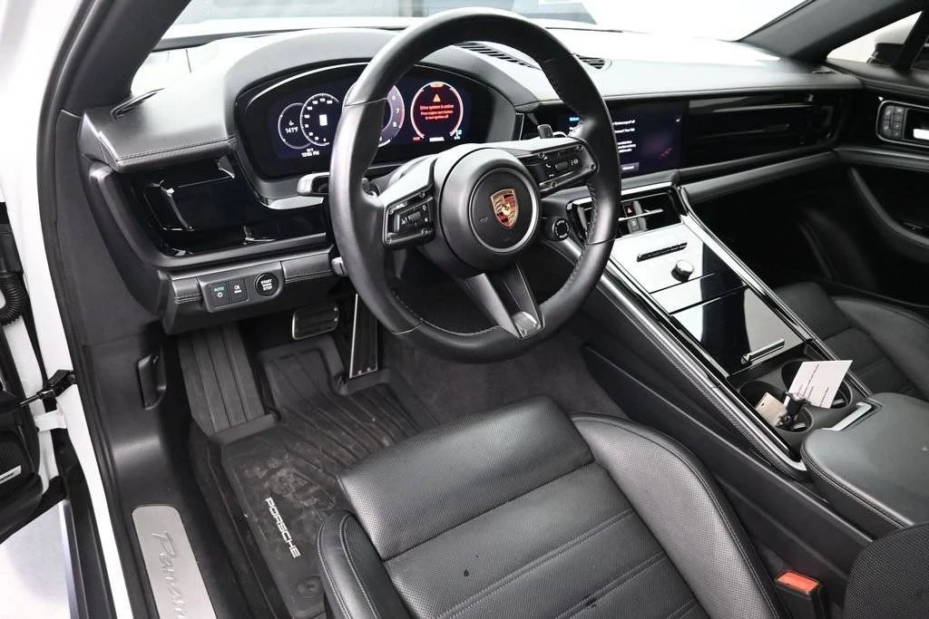 2024 Porsche 976 Panamera - Image 4 of 5