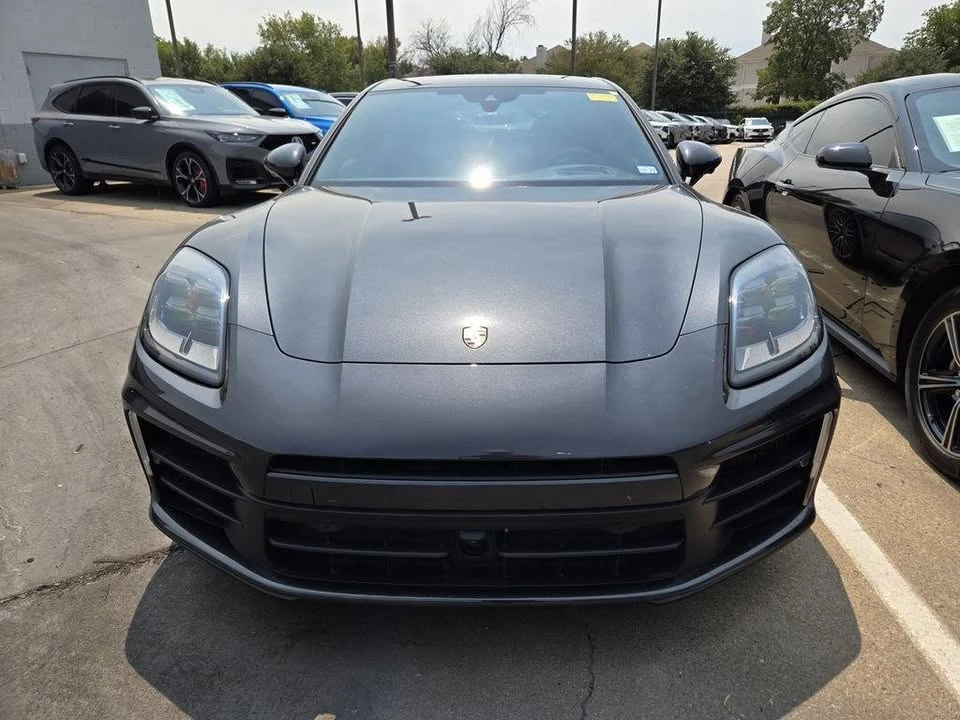 2024 Porsche 976 Panamera - Image 2 of 2