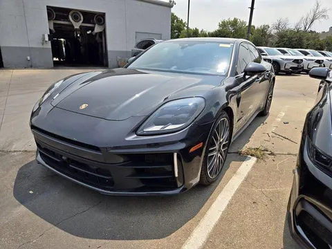 2024 Porsche Panamera 4