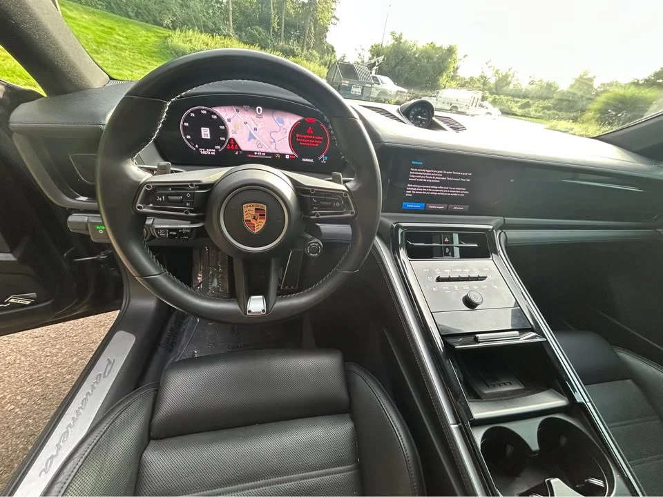 2024 Porsche 976 Panamera - Image 10 of 20